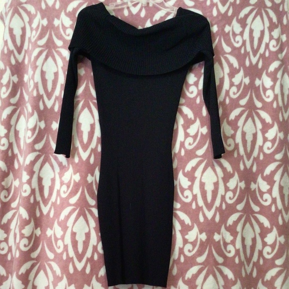 Little black dress - Picture 3 of 7